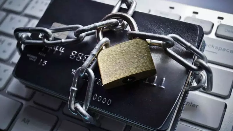 В каких случаях налоговики могут арестовать банковские счета казахстанцев