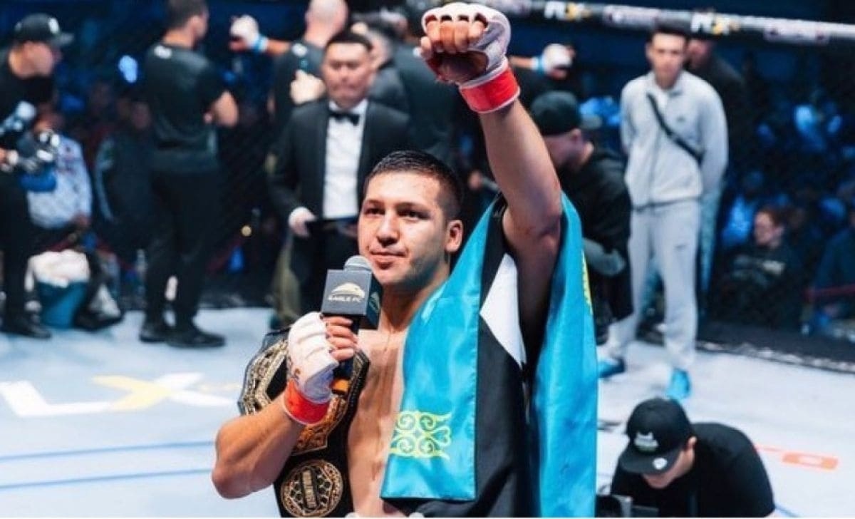 Қазақстандық UFC файтері алғаш рет хейтерлерің сынына ұшырап, жауап берді