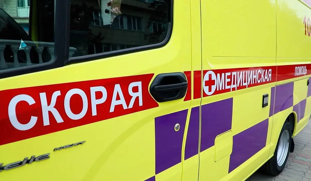 Таразда екі автобус соқтығысты: 11 жолаушы медициналық көмекке жүгінді (ВИДЕО)