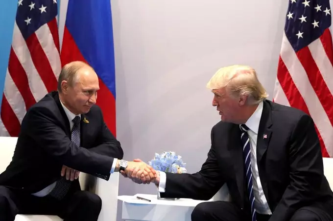 Дональд Трамп пен Путиннің кездесу уақыты белгілі болды