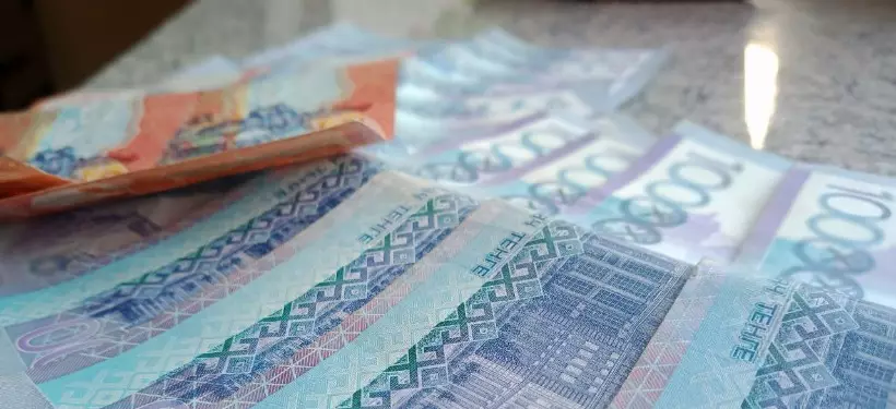 В незаконной даче займов под проценты через OLX и Instagram подозревается житель Костанайской области