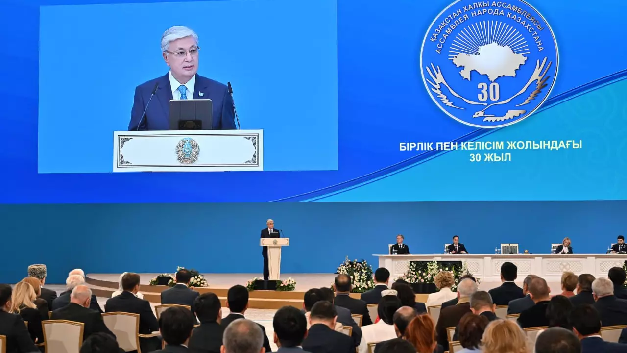 Президент қиын кезде жеке мүддесін пайдаланатын саясаткерсымақтарға қоғам болып қарсы тұруға шақырды 