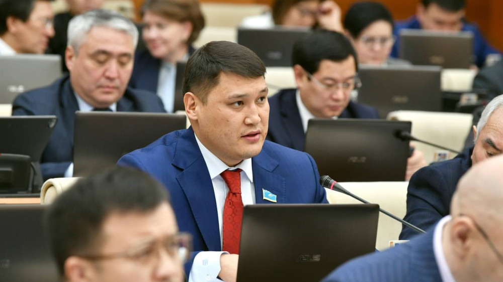 Стало известно о состоянии замакима Шымкента Руслана Берденова