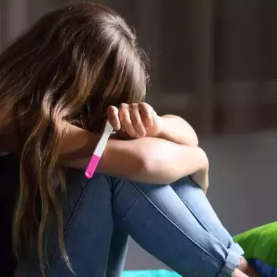 12-летняя девочка забеременела от прадедушки