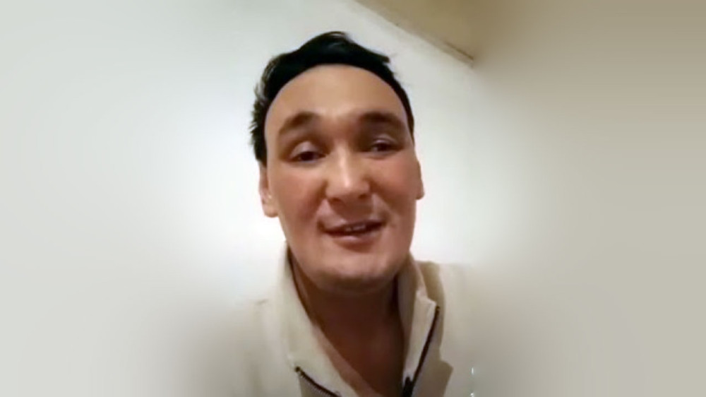 Блогер Мұрат Әбділда қайта темір торға қамалды