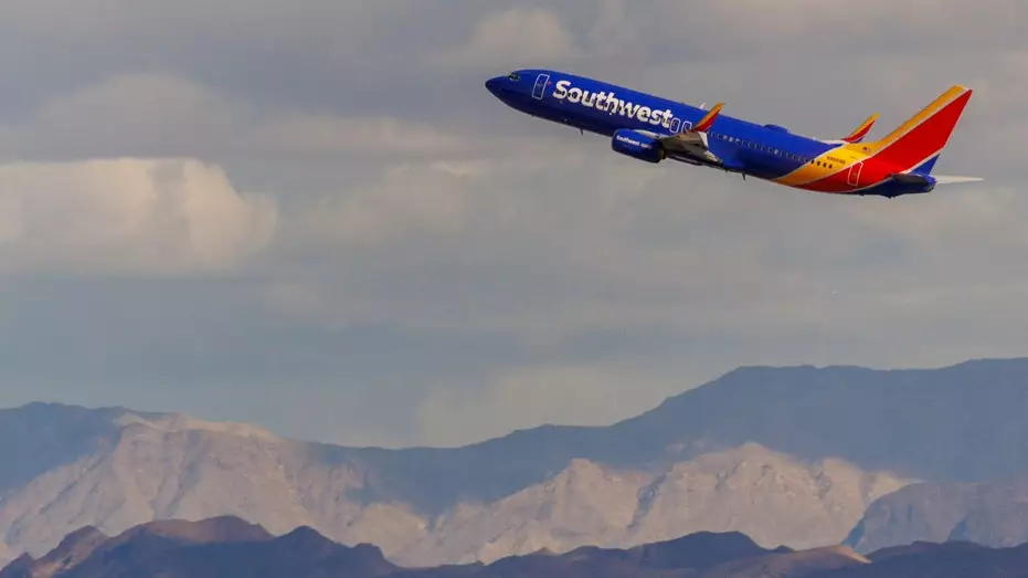 Southwest Airlines снижает прогноз из-за торговой войны в США.