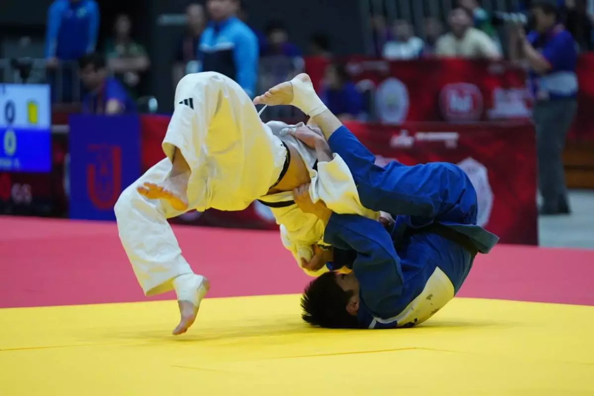 Қазақстандық үш дзюдошы Азия чемпионатының жартылай финалында күреседі