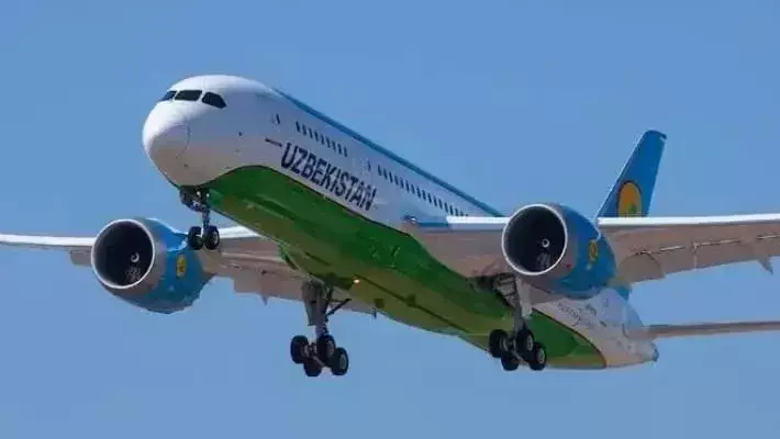 Почти 600 обманутых паломников вернули в Узбекистан чартерными рейсами