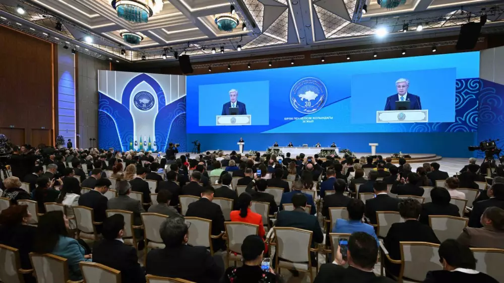 Президент обозначил новые линии - Ерлан Карин о сессии АНК