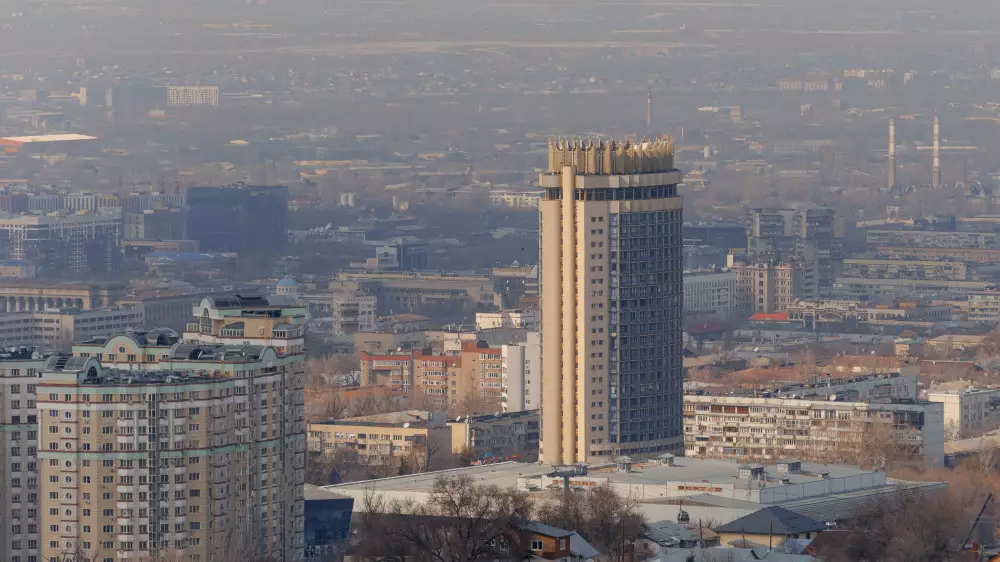 Алматы әкімі жұмысының тиімділігін кім бақылайды?
