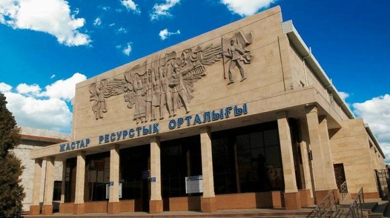 Скандал с лайками в Шымкенте: почему директор Молодежного центра избежал увольнения