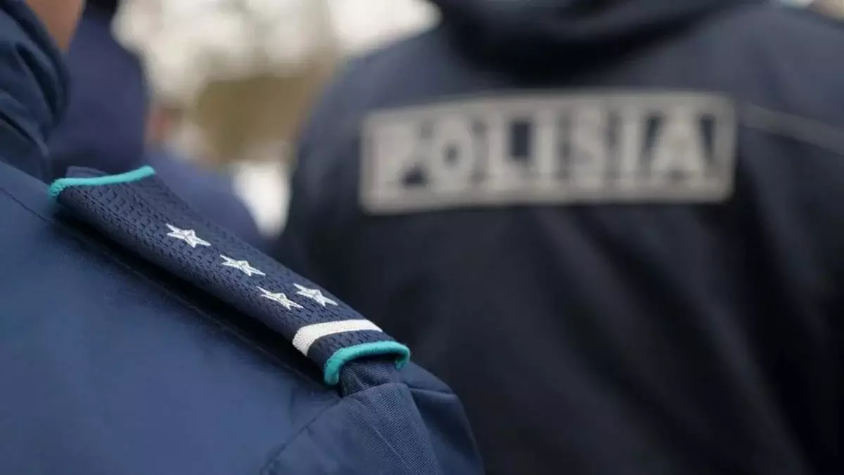 Оралда төртінші қабаттан секірмек болған әйел құтқарылды