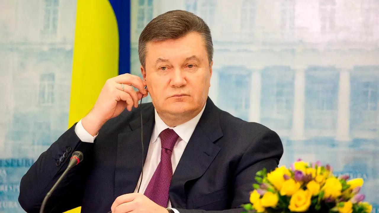 Януковича заочно приговорили к 15 годам лишения свободы на Украине