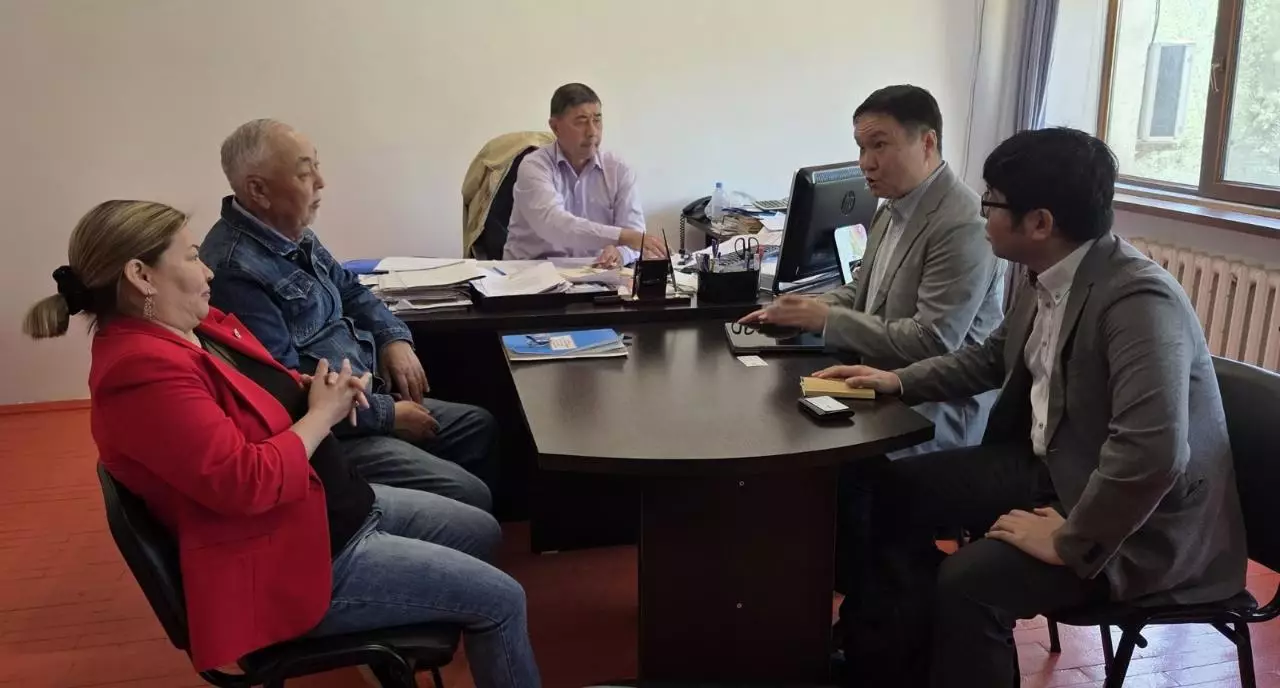 Казахстанские и японские ученые работают над испытанием нового гербицида