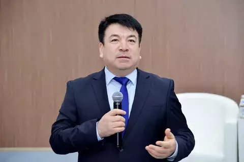 Белсенді педагог Ғани Бейсембаевқа сауал жолдап, кей мәселелерді сынға алды