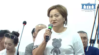 Дархан да 27 күн бүктетіліп жатты, мысқылдамасын!: Айыпталушының туысы прокурорға тіл тигізіп, оны босатуды сұрады