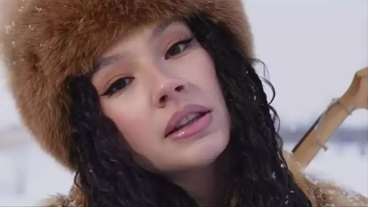 Homay әнімен танылған башқұрт қыз жігітерден келген хаттарға ренішін білдірді