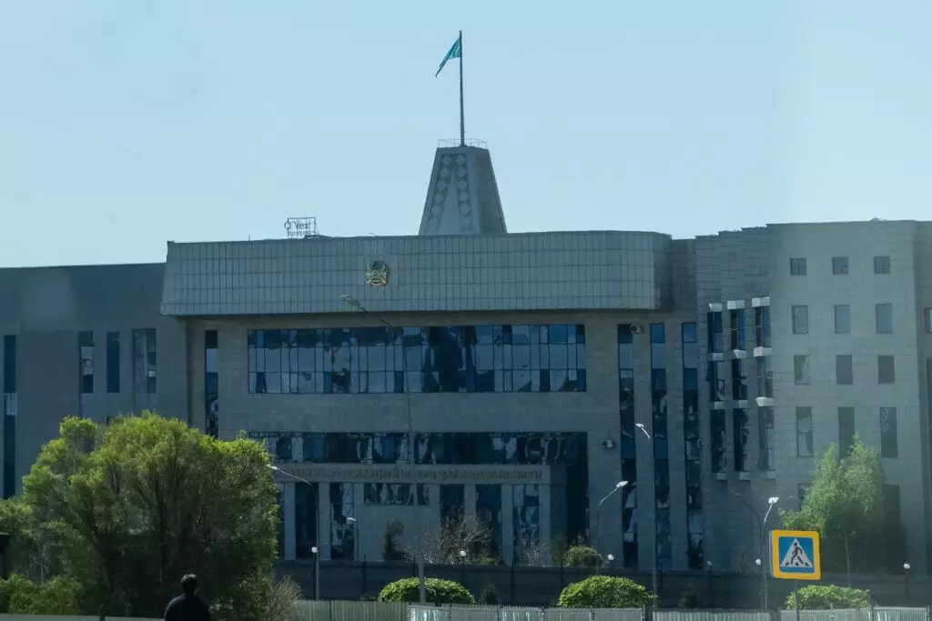 КНБ опроверг фейк о Telegram-боте для сбора данных о противниках «Бессмертного полка»