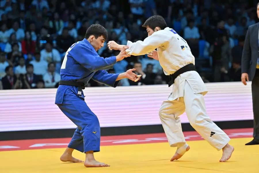 Үш қазақ балуаны Grand Slam турнирінде қола медаль жеңіп алды