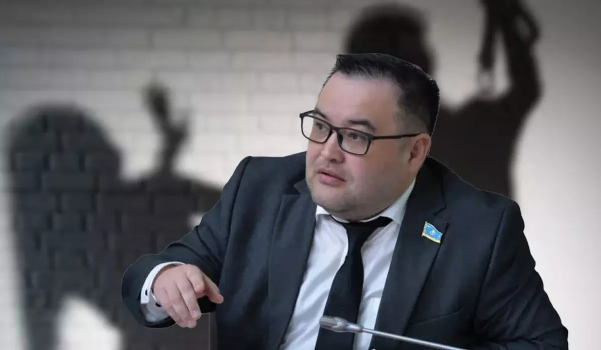 “…бес адамнан асып түсу үшін жыртылдым” дейді депутат