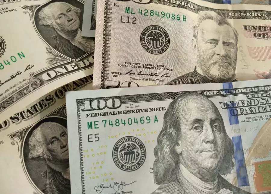 Курсы валют на 12 мая