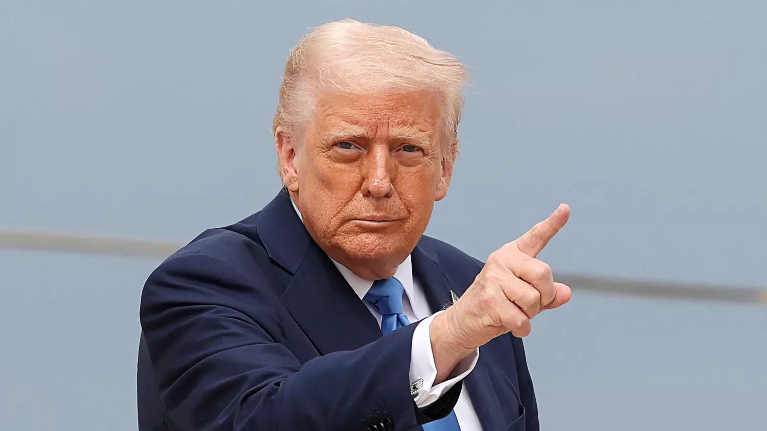 Соғыс үш айға тоқтатылды: Трамп шұғыл мәлімдеме жасады