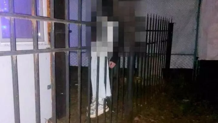 Мигранттар ұрлап, зорлап, қоршауға іліп кеткен: 18 жастағы қыздың мәйіті сұмдық күйде табылды