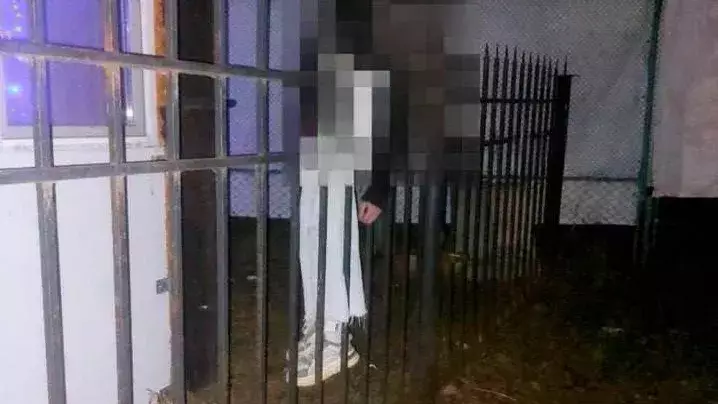 "Ұрлап, қоршауға іліп кеткен". 18 жастағы қыздың мәйіті табылды