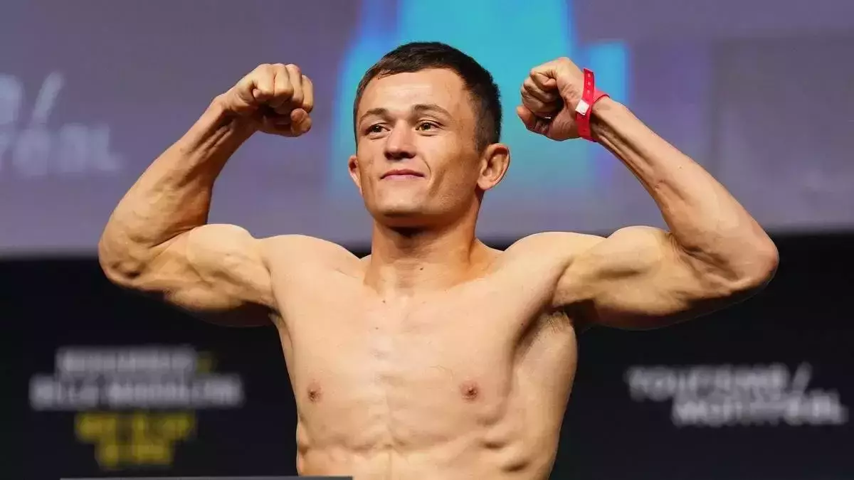 Бекзат Алмаханның қанша сыйақы алғаны белгілі болды