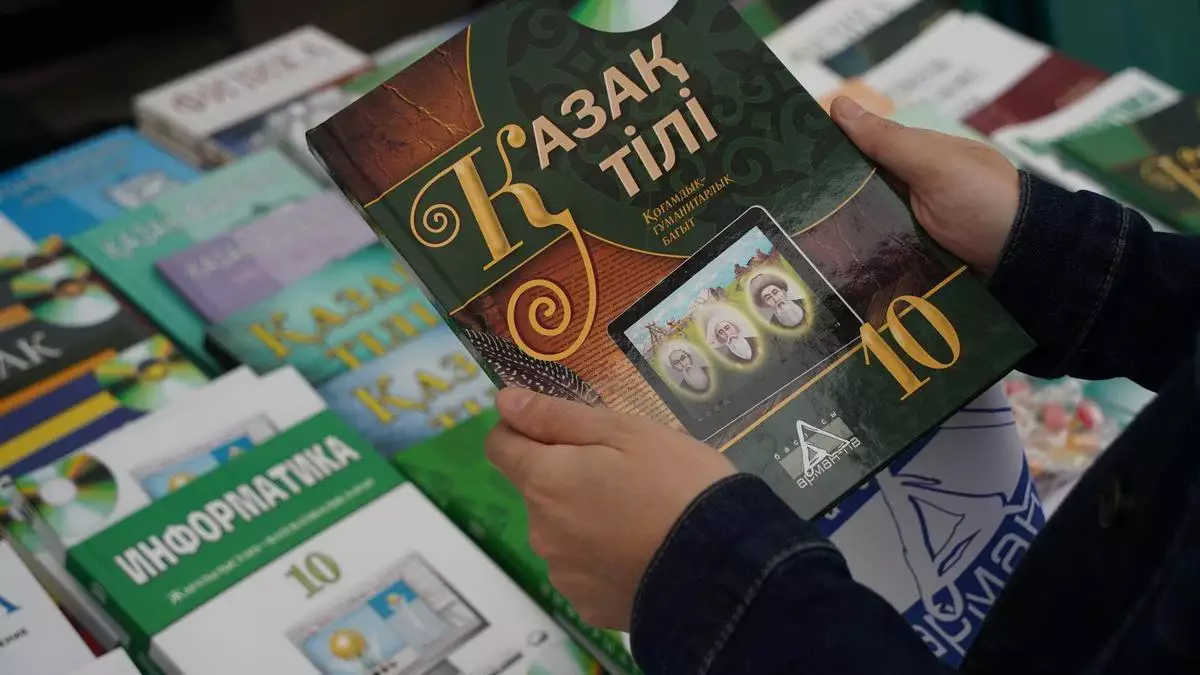 Опасно ли отдавать русскоязычного ребенка в казахскую школу?