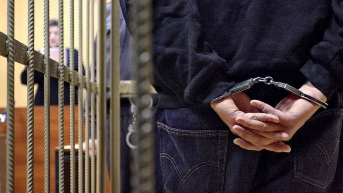 Танымал актер 2 әйелге тиісіп, бір актрисаны зорлады деген айыппен сотталды (ФОТО)