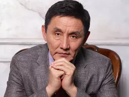 “Күйеуге шыққан қыздың руы өзгереді” дейді Ахметбек Нұрсила