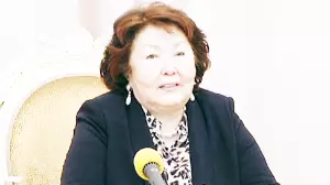 Назарбаевтың баспасөз хатшысы қаралы хабарды жоққа шығарды