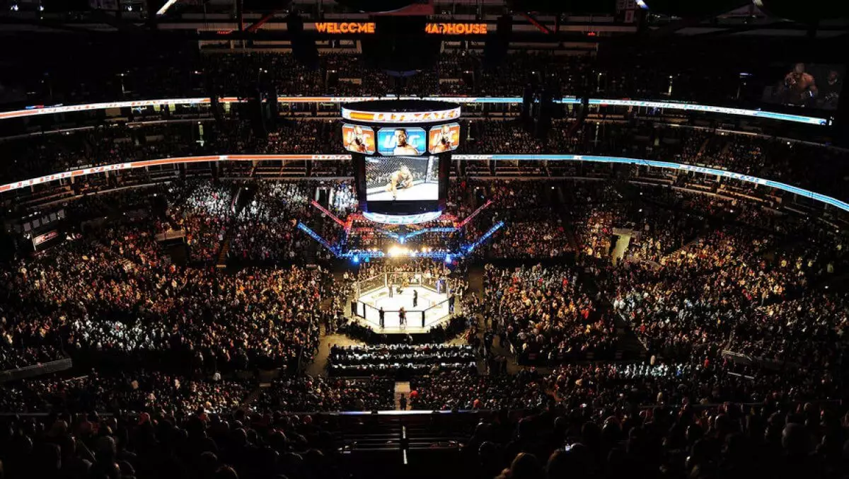 Почему UFC проведут в Азербайджане, а не в Казахстане