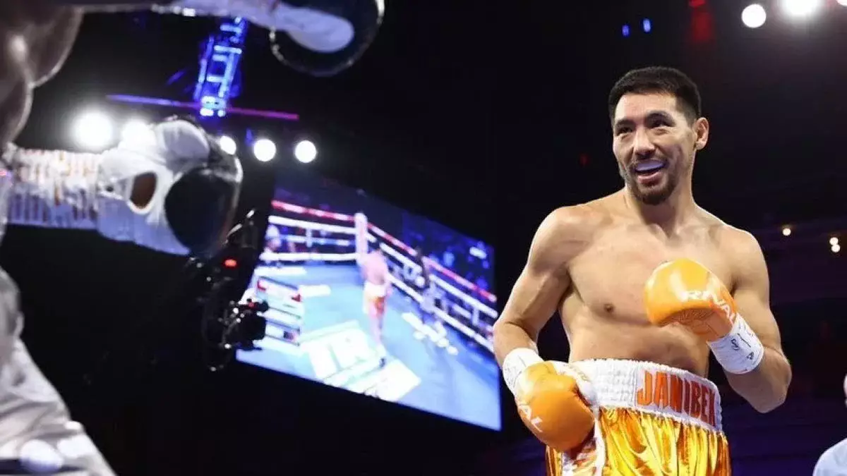 Жәнібек Әлімханұлы үш тұжырым бойынша әлем чемпионы атану үшін жекпе-жек өткізбек