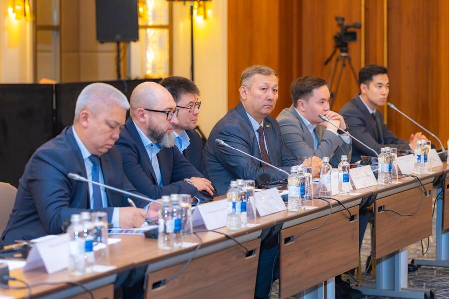 Қазақстан алғаш рет күнбағыс майының үздік 10 экспорттаушысы қатарына енді