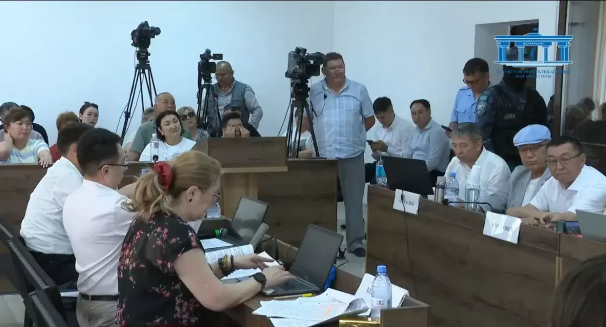 Подсудимый по делу об убийстве Шерзата рассказал о своей предыдущей судимости