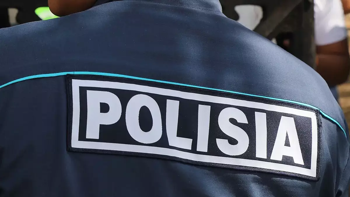 Жәбірленушіні бопсалып, ақша талап еткен өскемендік полицейлер сотталды