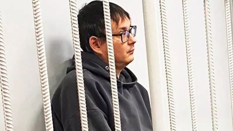 Әкесі нашар баға алған қызының беті мен мойнын бұрағышпен жарақаттап, өлімші етіп сабап тастады