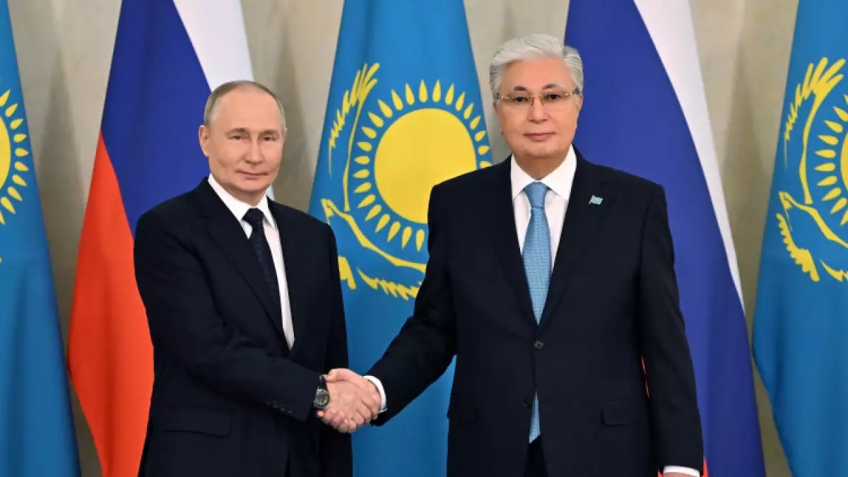 "Сіз одақтастығымызды нығайттыңыз". Владимир Путин Қасым-Жомарт Тоқаевты туған күнімен құттықтады