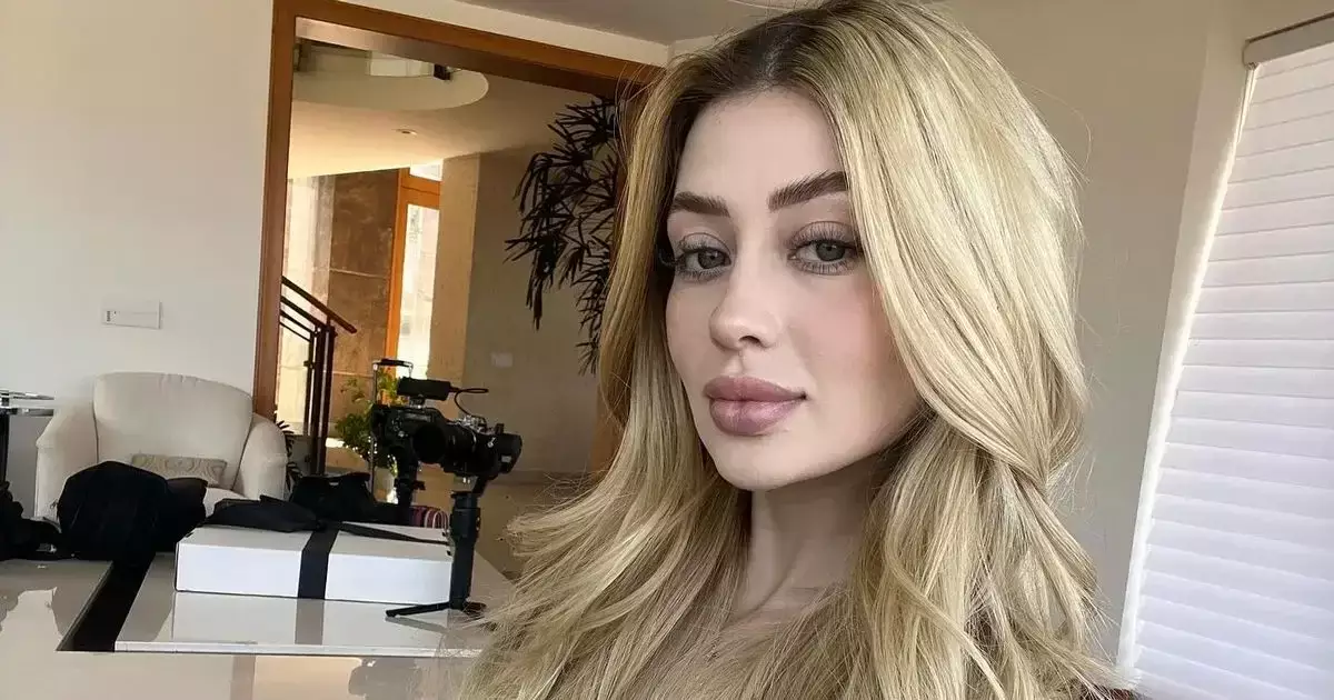Блогер қыз TikTok-тағы тікелей эфир кезінде оққа ұшты