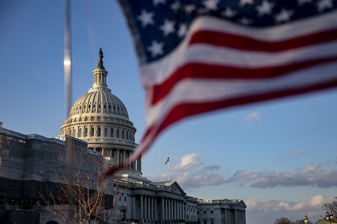 Moody’s лишило США высшего кредитного рейтинга