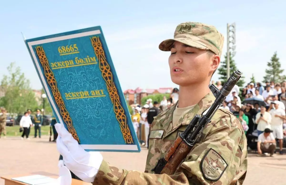 В Астане солдаты столичной бригады дали клятву на верность Родине