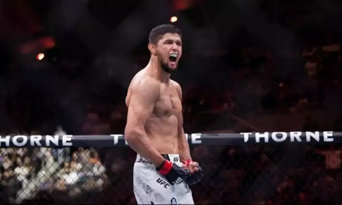 Узбекистанец одержал победу на UFC, но при чём тут Рахмонов?