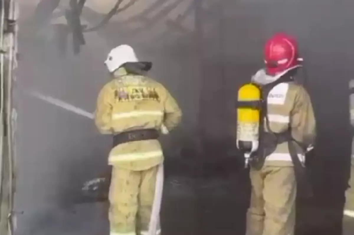 Таразда жанармай бекеті маңында ірі өрт шықты