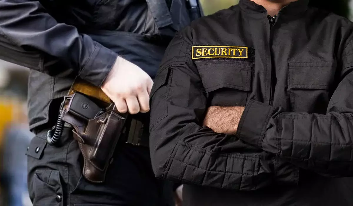 Енді Қазақстандағы мектеп күзетшілері қару ұстай алады