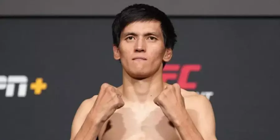 Азат Максум проведет третий бой в UFC