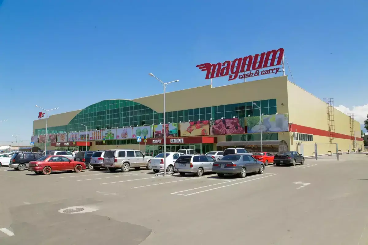 «Магнум» және «Семейный» сауда желілерін бопсалаған блогерлер сотталды