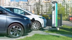 Алматыда жыл соңына дейін электромобильдерге арналған 311 зарядтау станциясы орнатылады