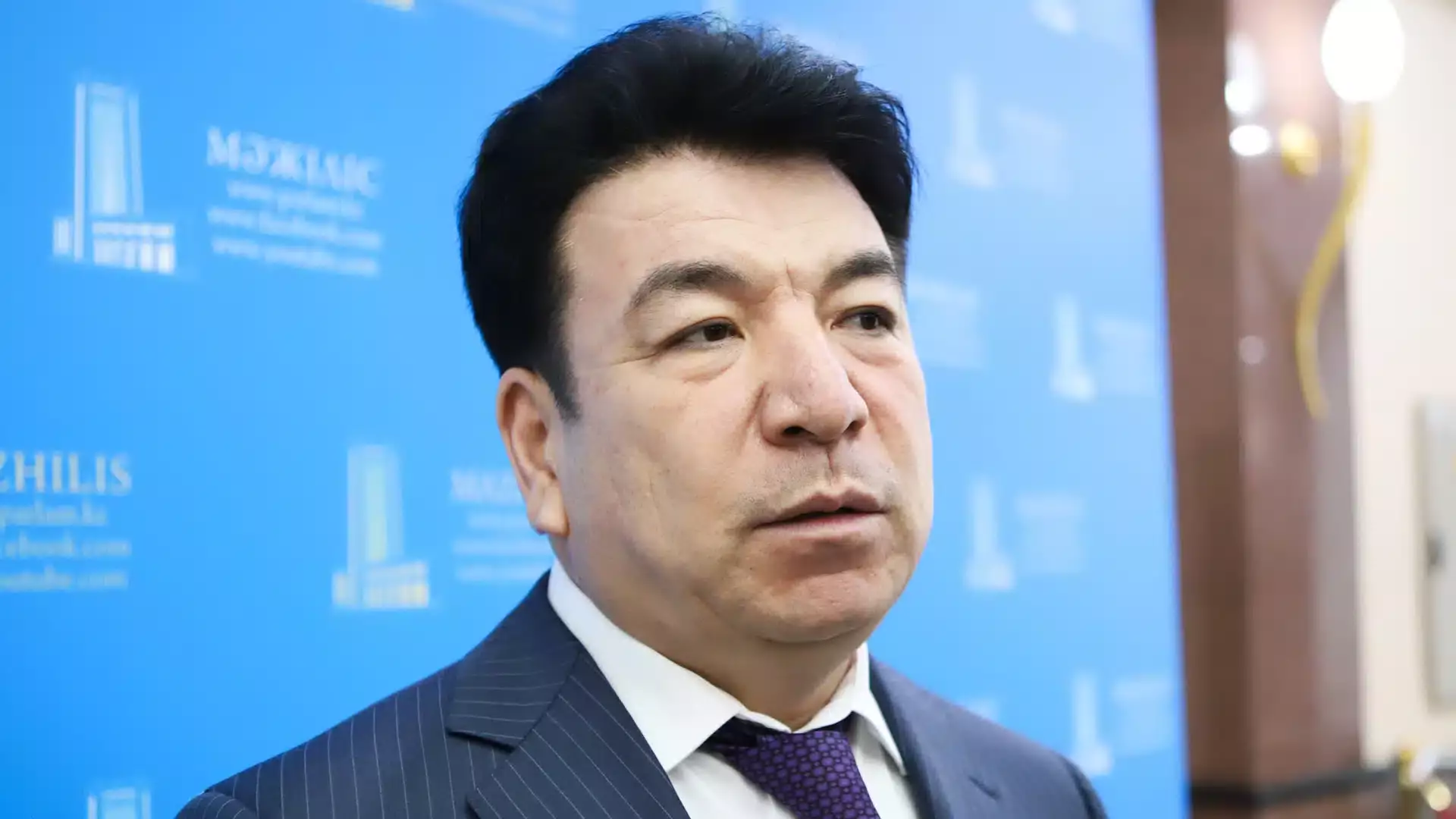 “Министр Ғани Бейсембаевты отставкаға жіберу керек!” дейді наразы жұрт